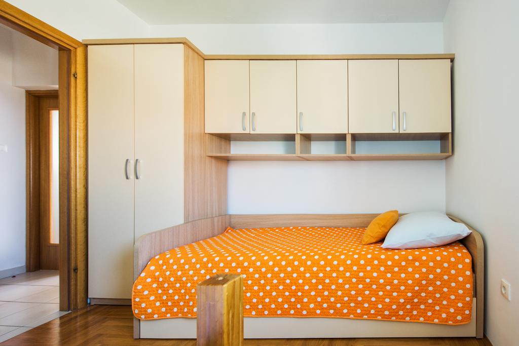 Apartment Dominik Podstrana Exterior photo